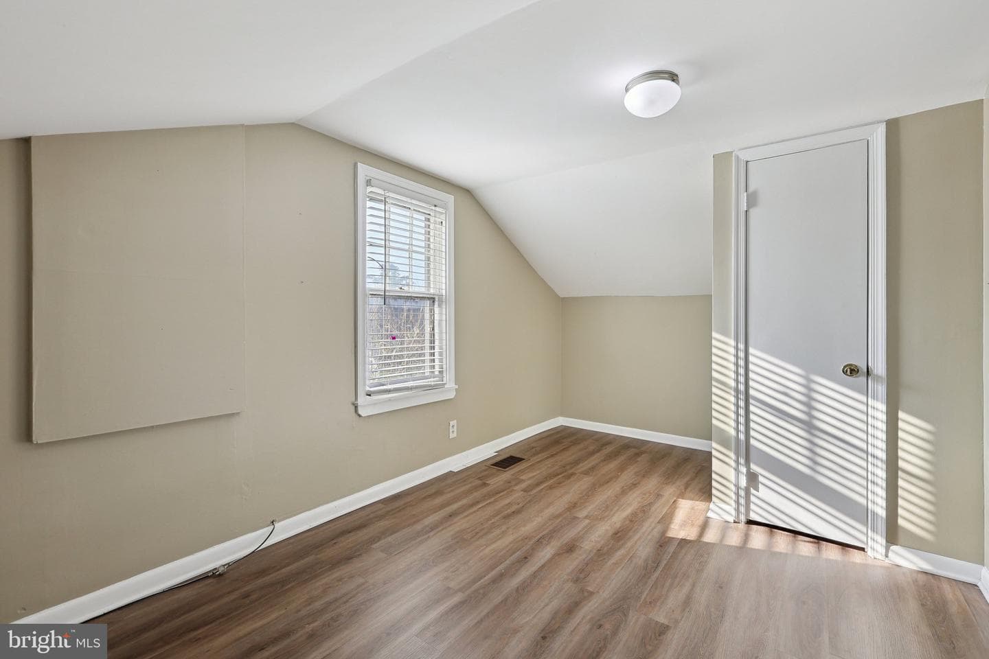 2417 Washington Boulevard photo 19