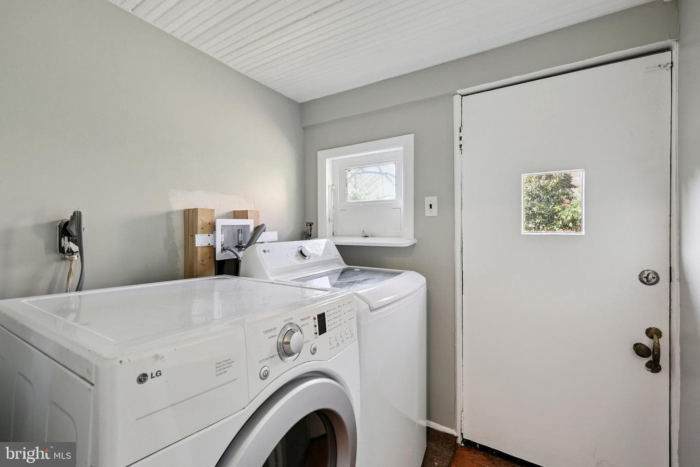 2417 Washington Boulevard photo 7