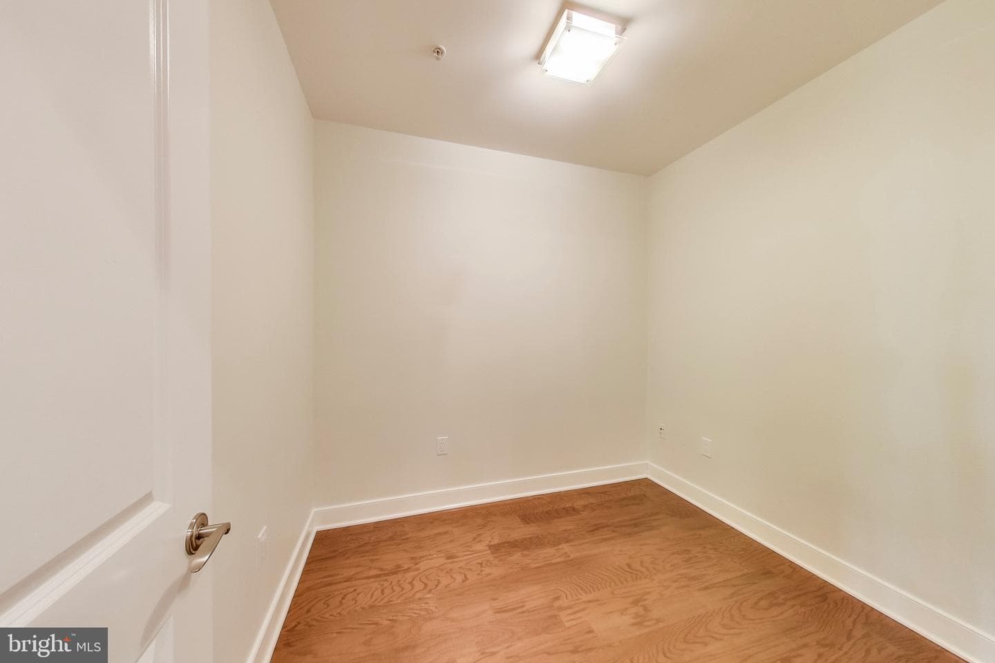 1418 N Rhodes Street #b120 photo 7