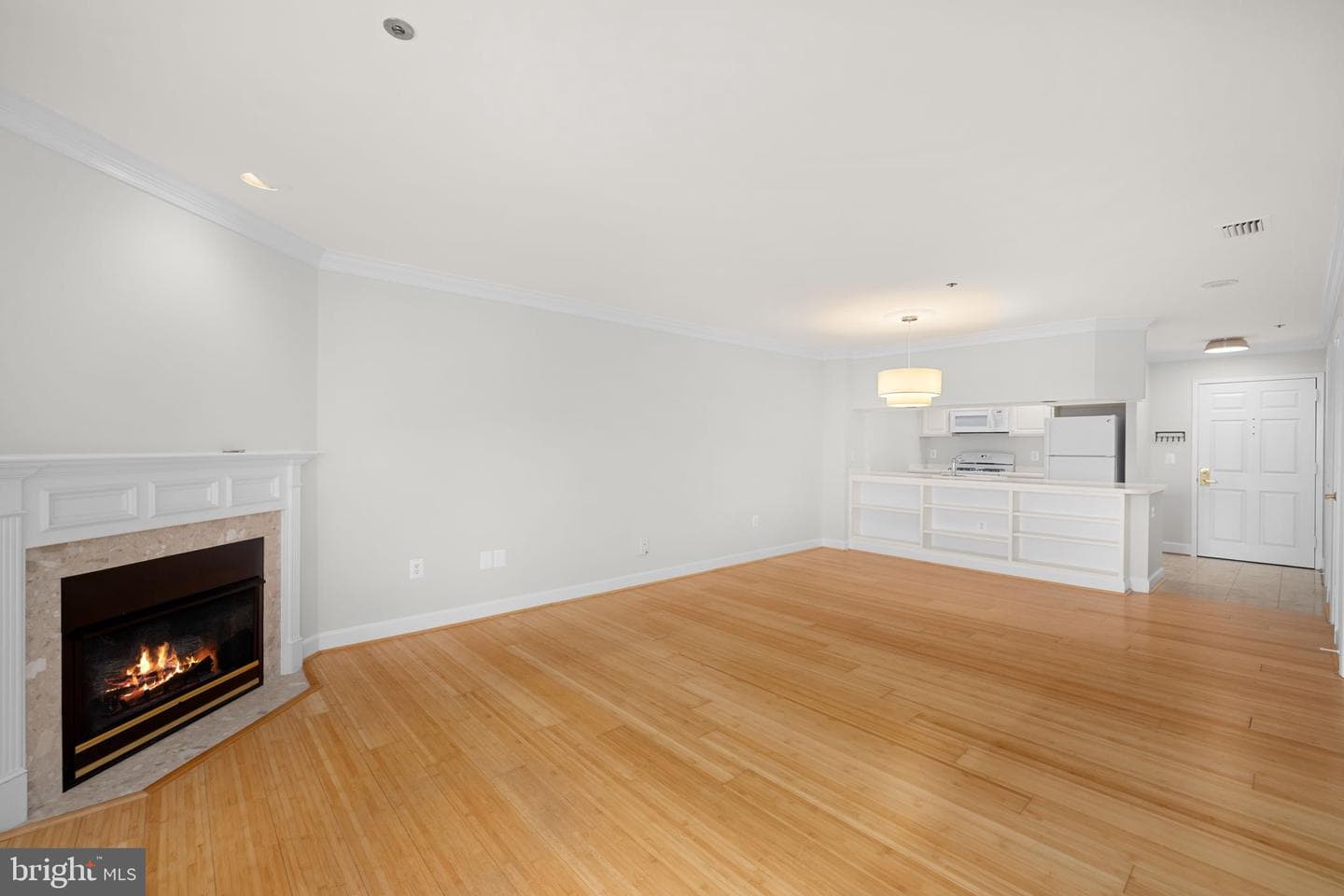 1050 N Stuart Street #817 photo 7