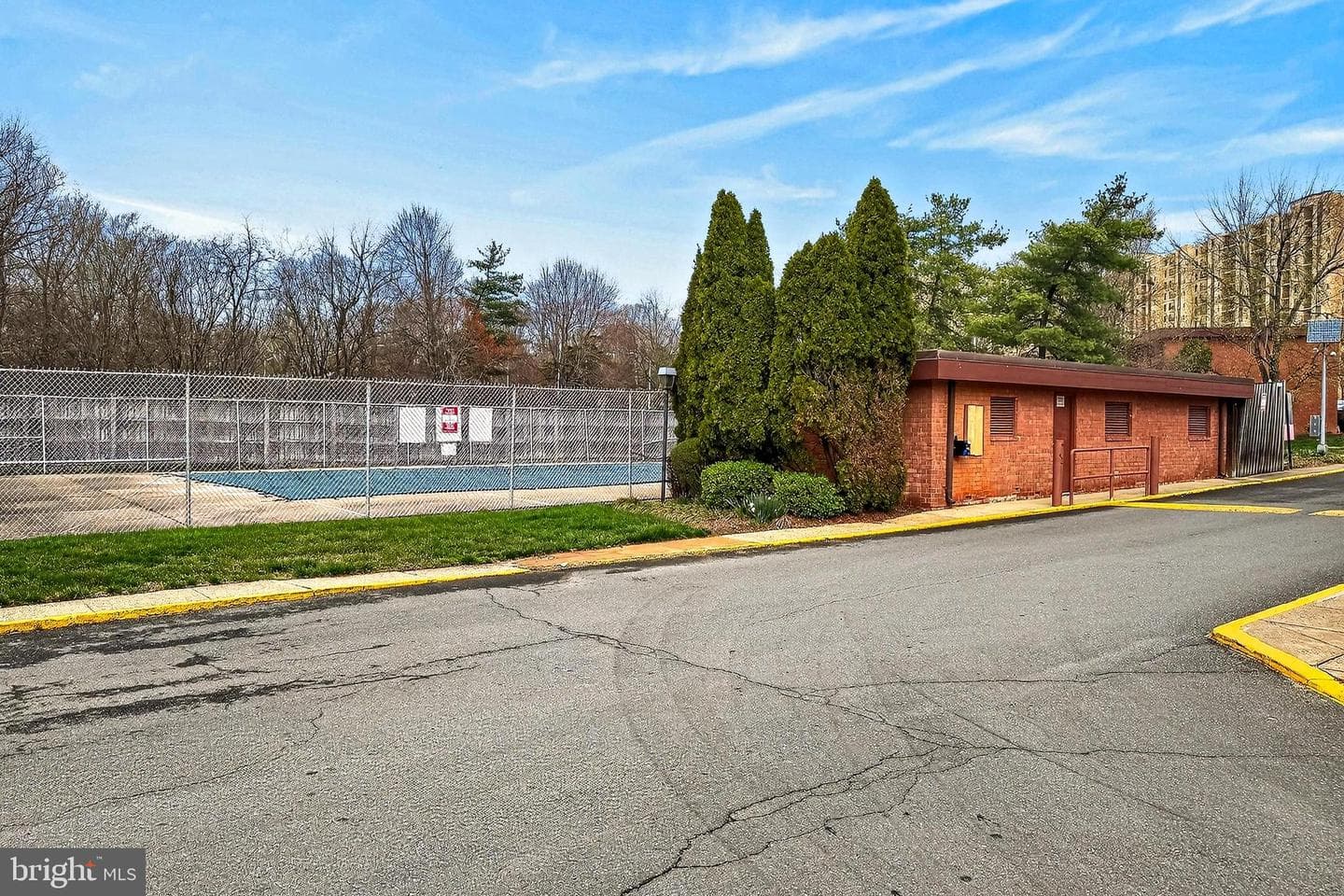 1503 S George Mason Drive #23 photo 27