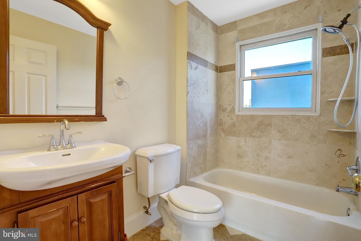639 23rd Street S photo 33