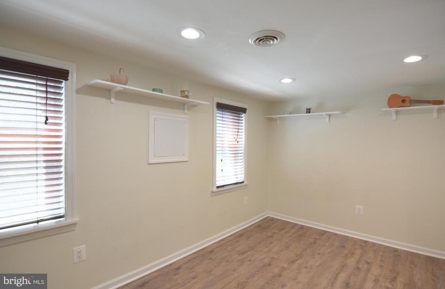 3723 Kemper Road photo 21
