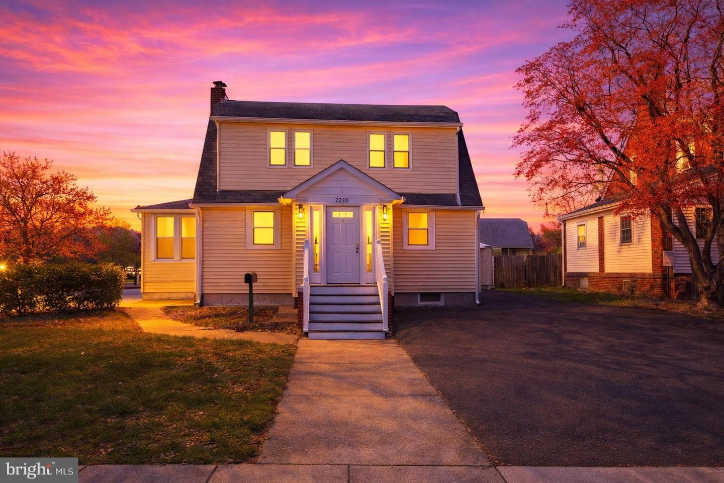 2320 S Eads Street, Arlington