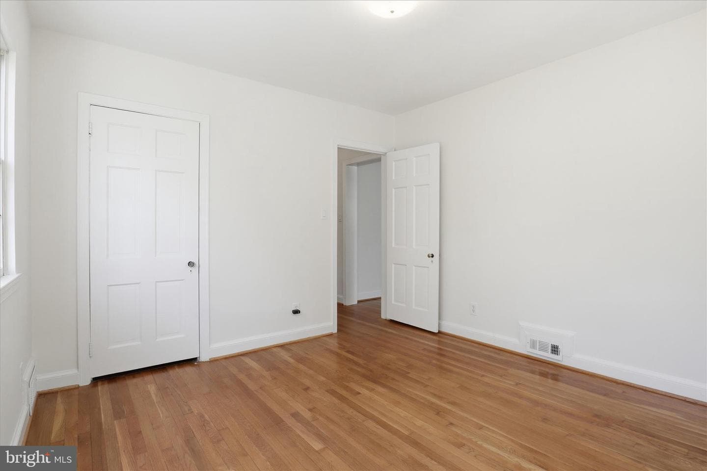 5104 26th Street N photo 18