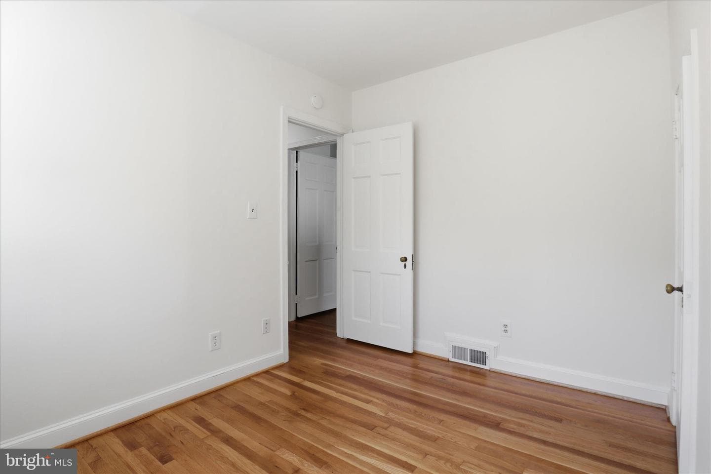 5104 26th Street N photo 25