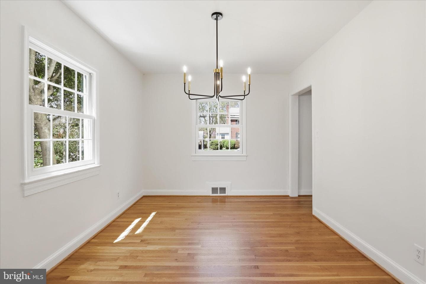 5104 26th Street N photo 9