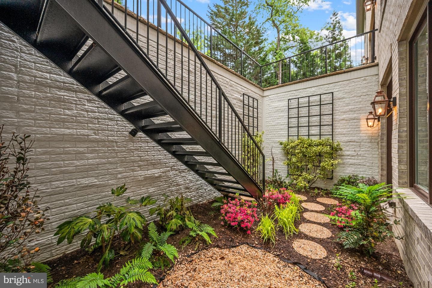 3031 N Stuart Street photo 121