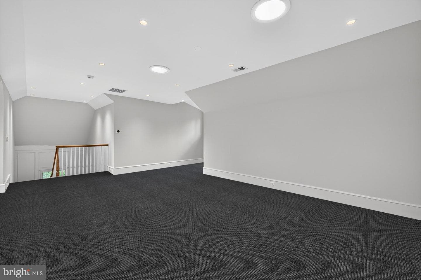 3031 N Stuart Street photo 95
