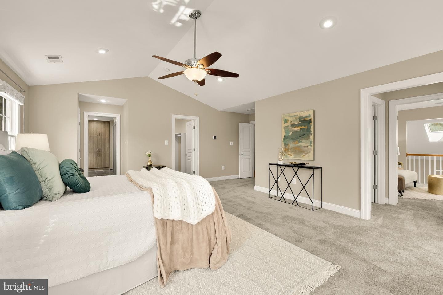 1022 N Edison Street photo 39