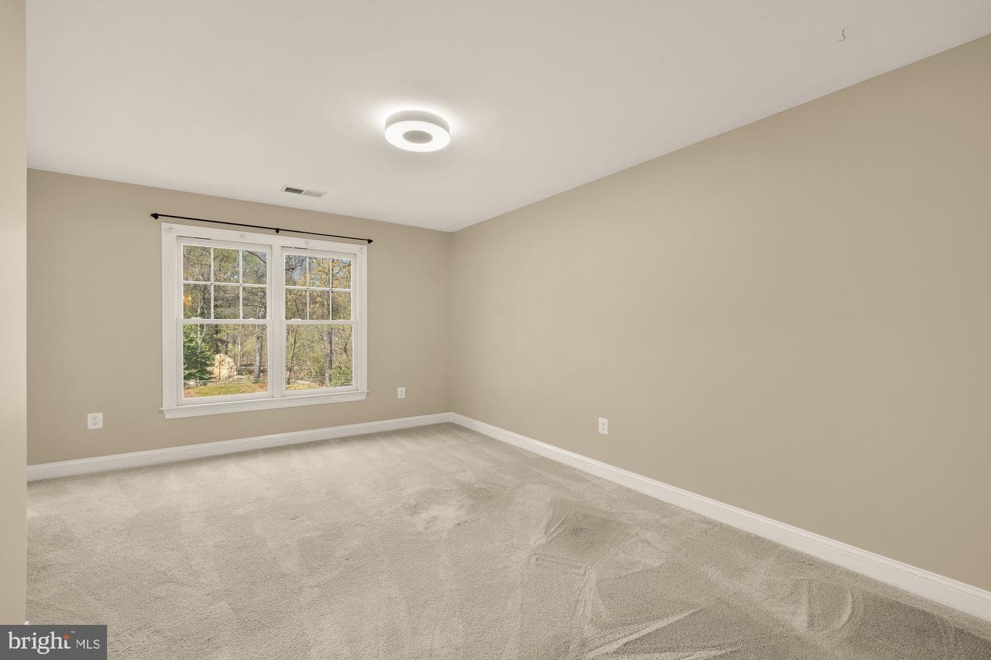 1022 N Edison Street photo 54