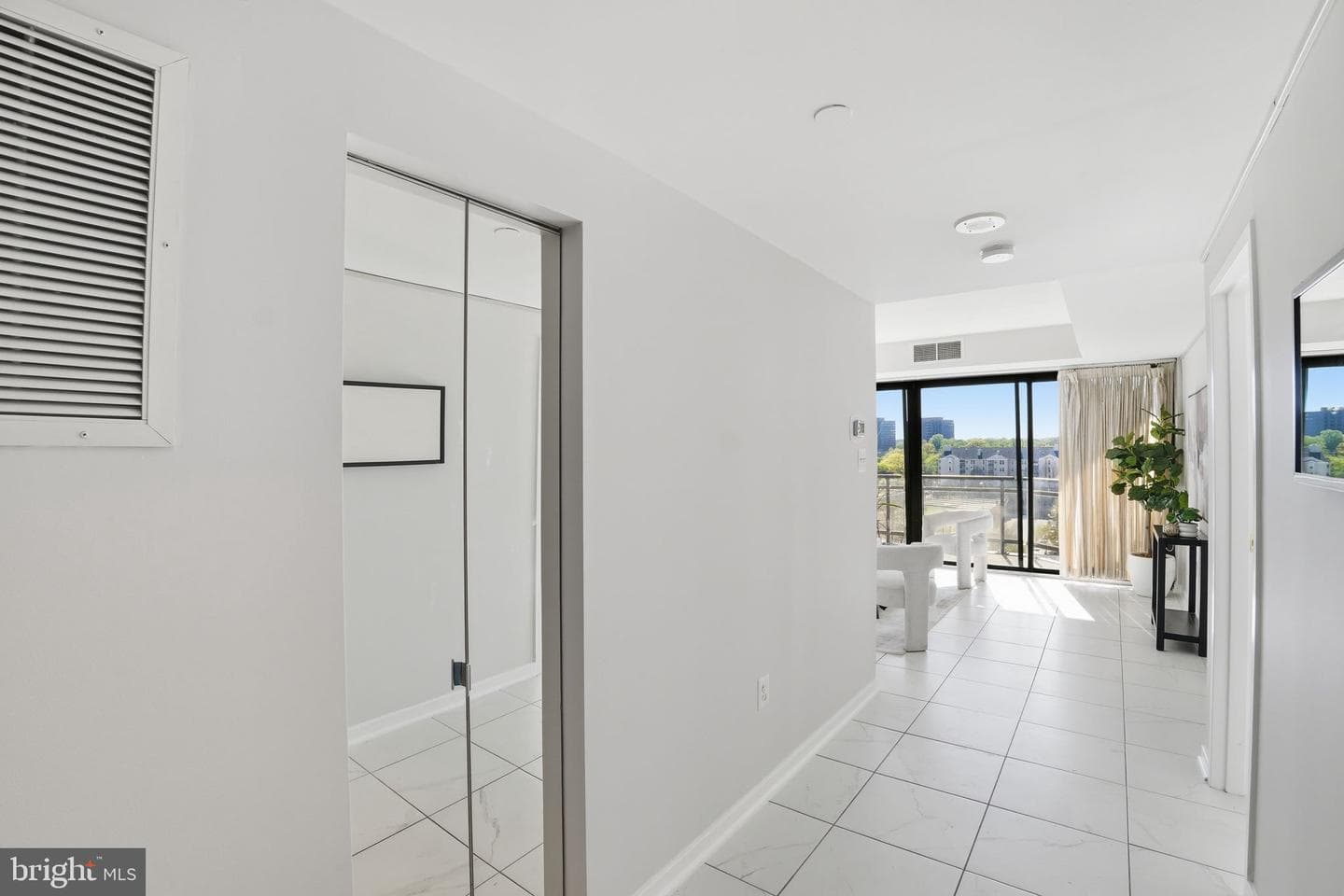 1530 Key Boulevard #929 photo 3