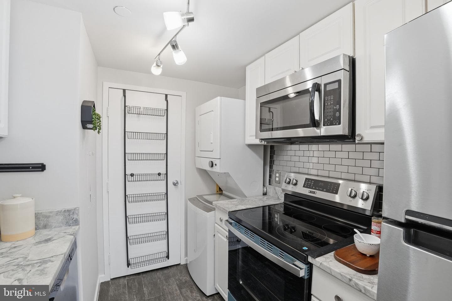 1530 Key Boulevard #929 photo 5