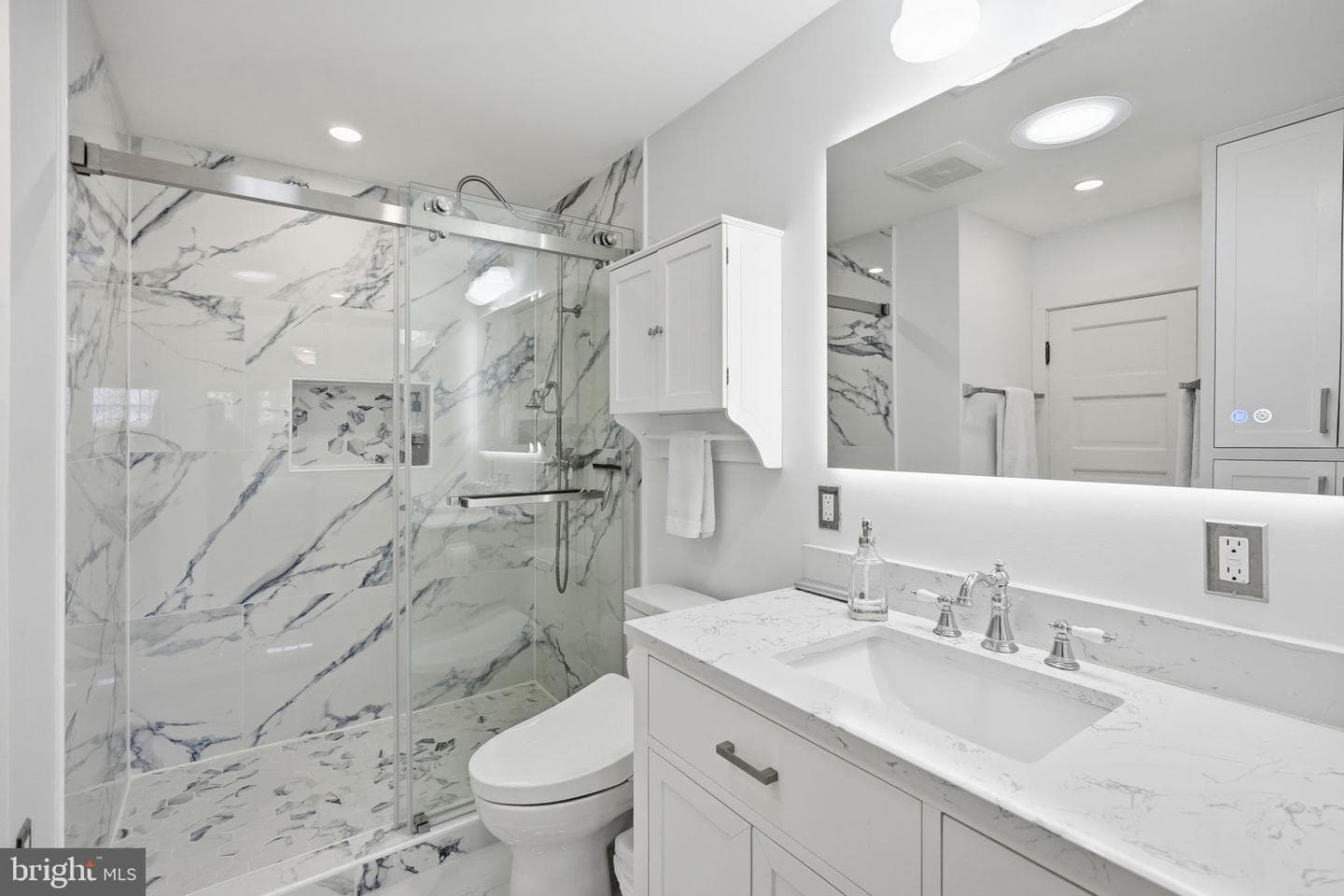 2343 N Fillmore Street photo 29