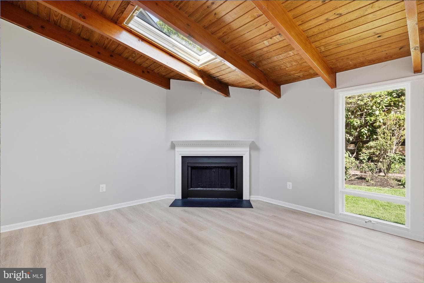 5537 10th Street N photo 10