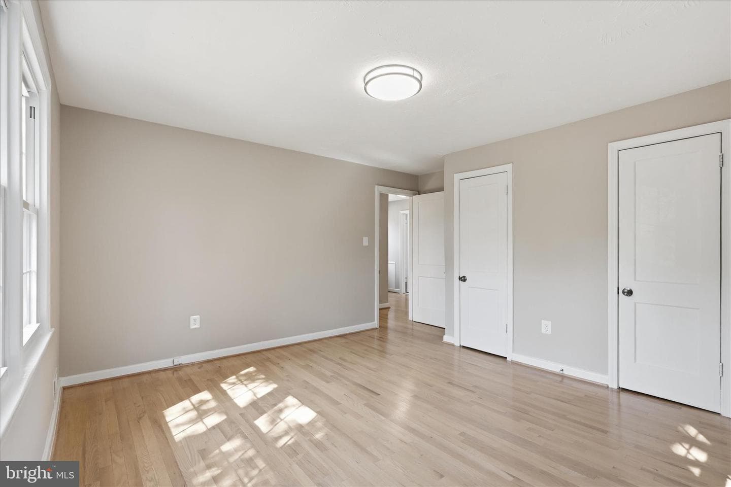 5537 10th Street N photo 25