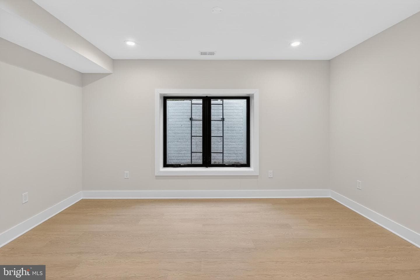 4246 15th Street N photo 21