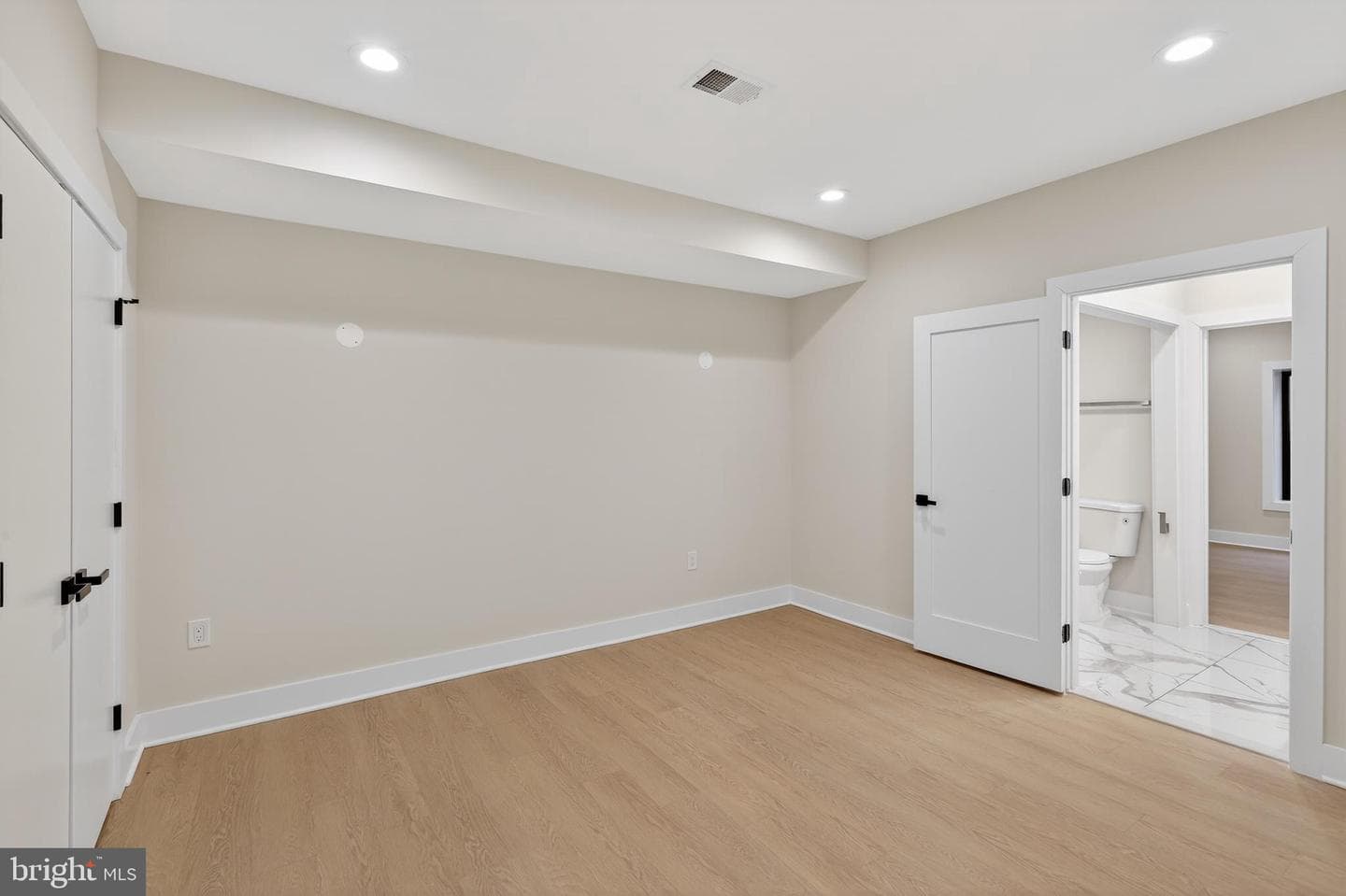 4246 15th Street N photo 36