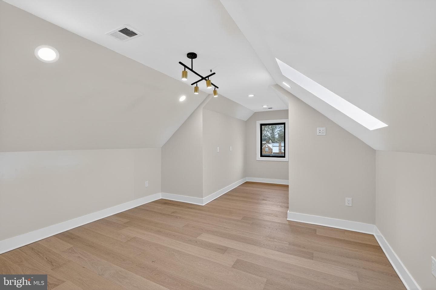 4246 15th Street N photo 39