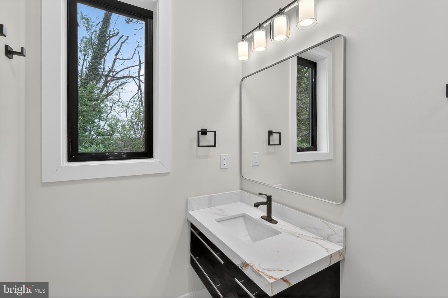 4246 15th Street N photo 48