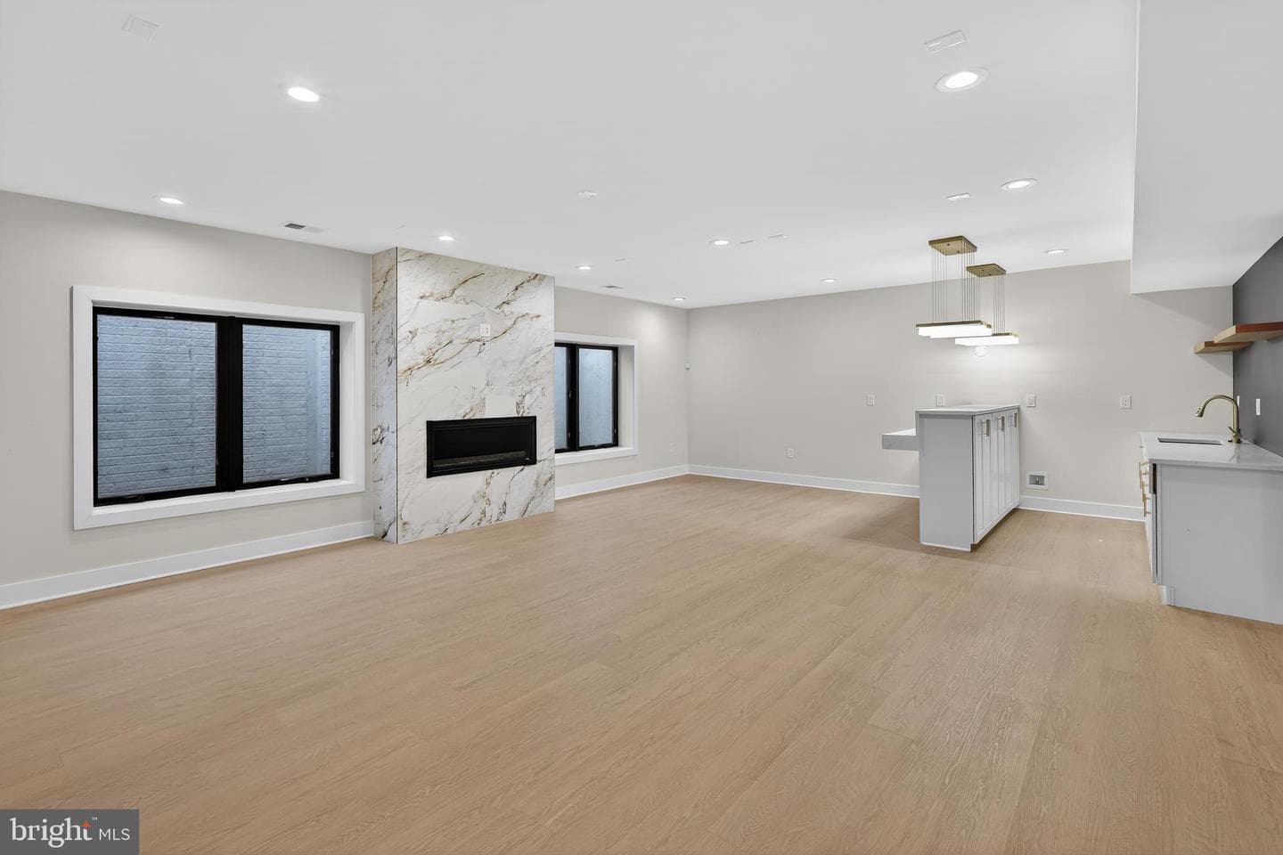 4246 15th Street N photo 6