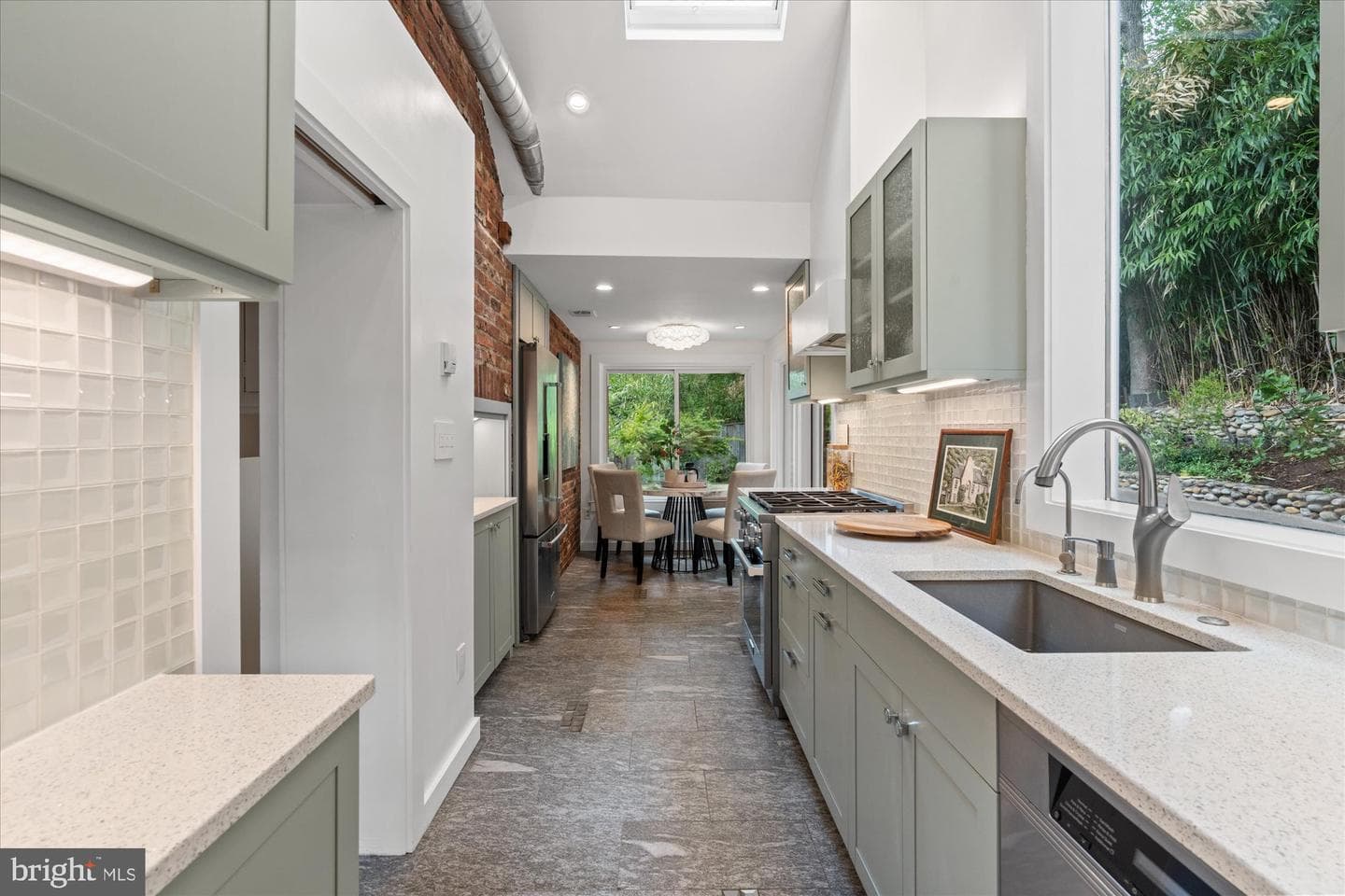1309 Kirkwood Road N photo 13