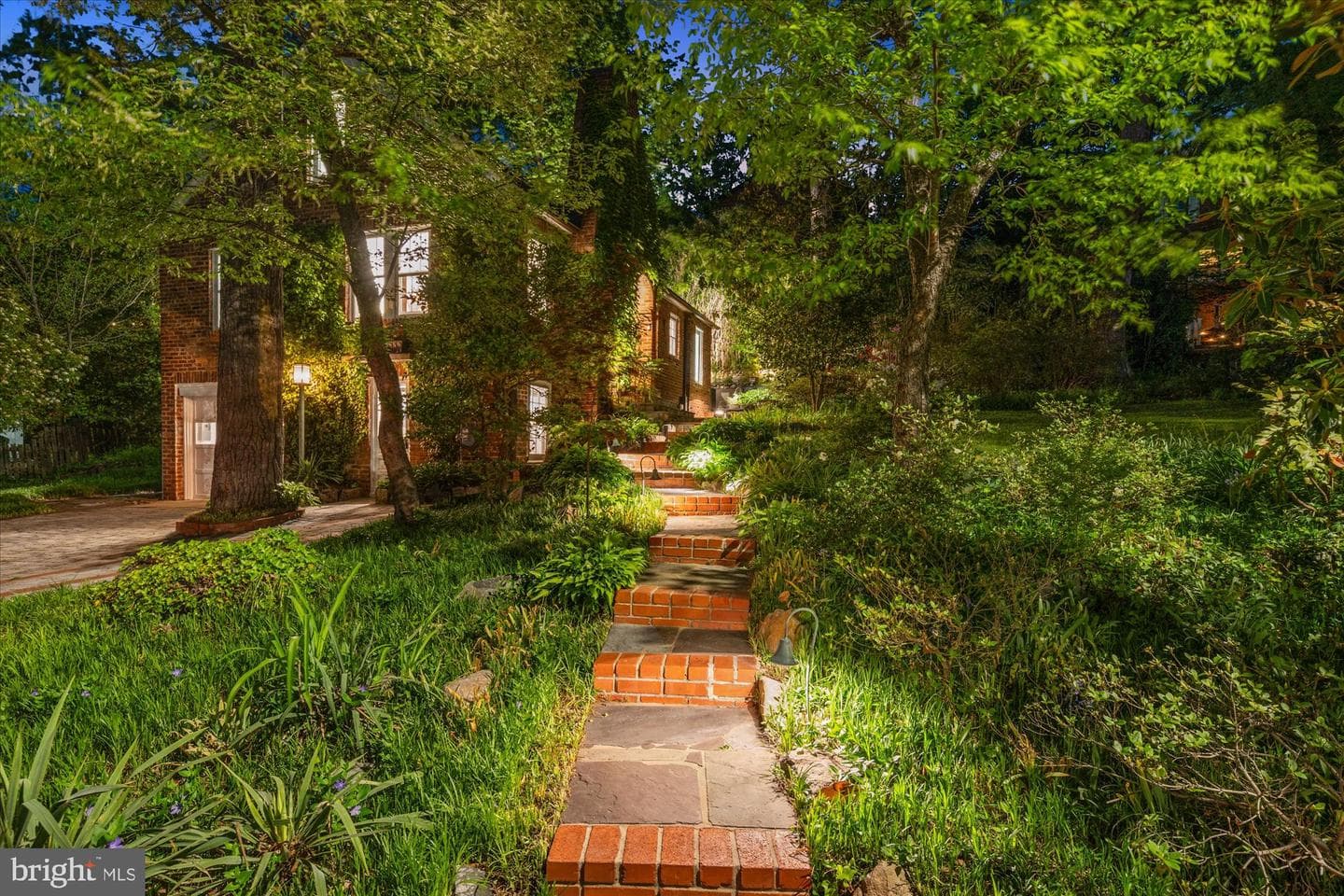 1309 Kirkwood Road N photo 42