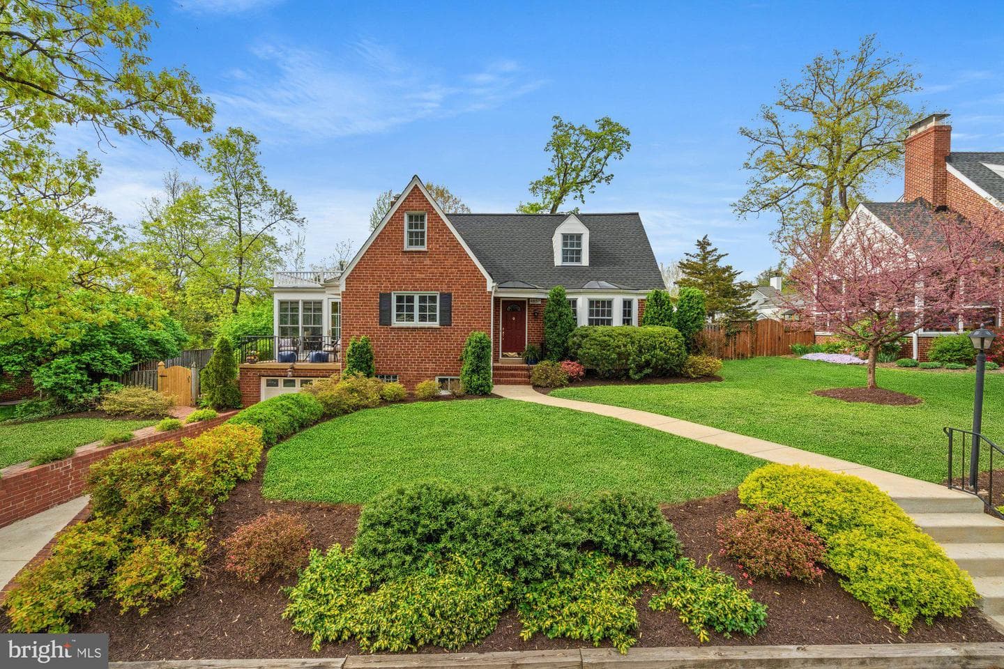 4857 Yorktown Boulevard photo 2