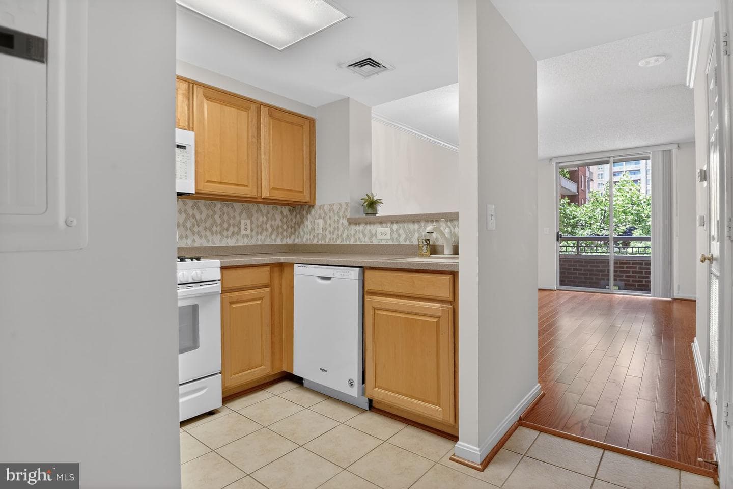 3830 9th St N # 308W photo 7