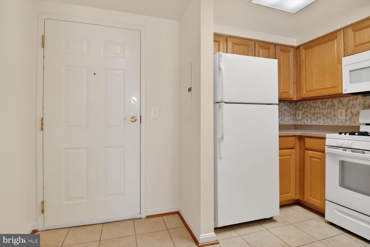 3830 9th St N # 308W photo 8