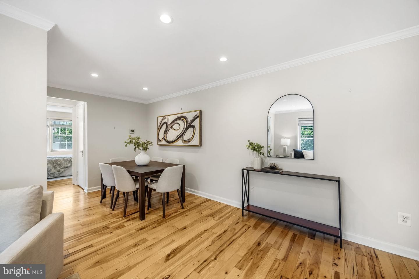 822 S Arlington Mill Drive #2-301 photo 4