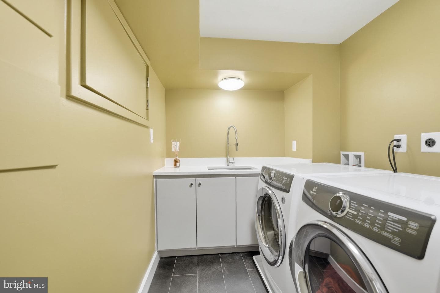 1404 N Herndon Street photo 80