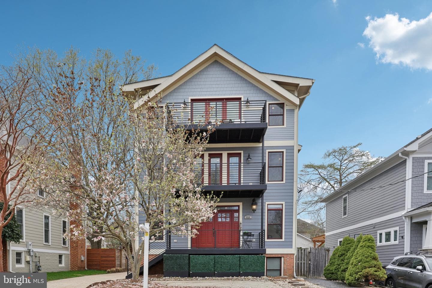 816 S Veitch Street, Arlington