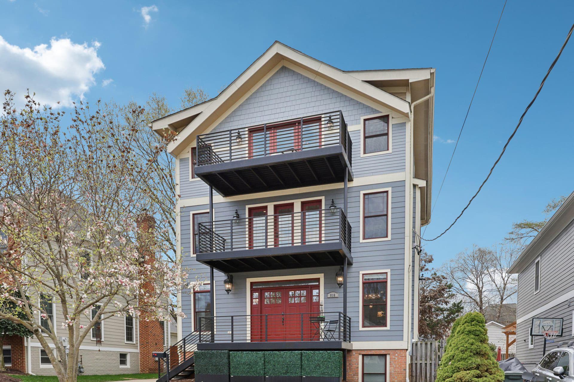 816 S Veitch Street photo 3