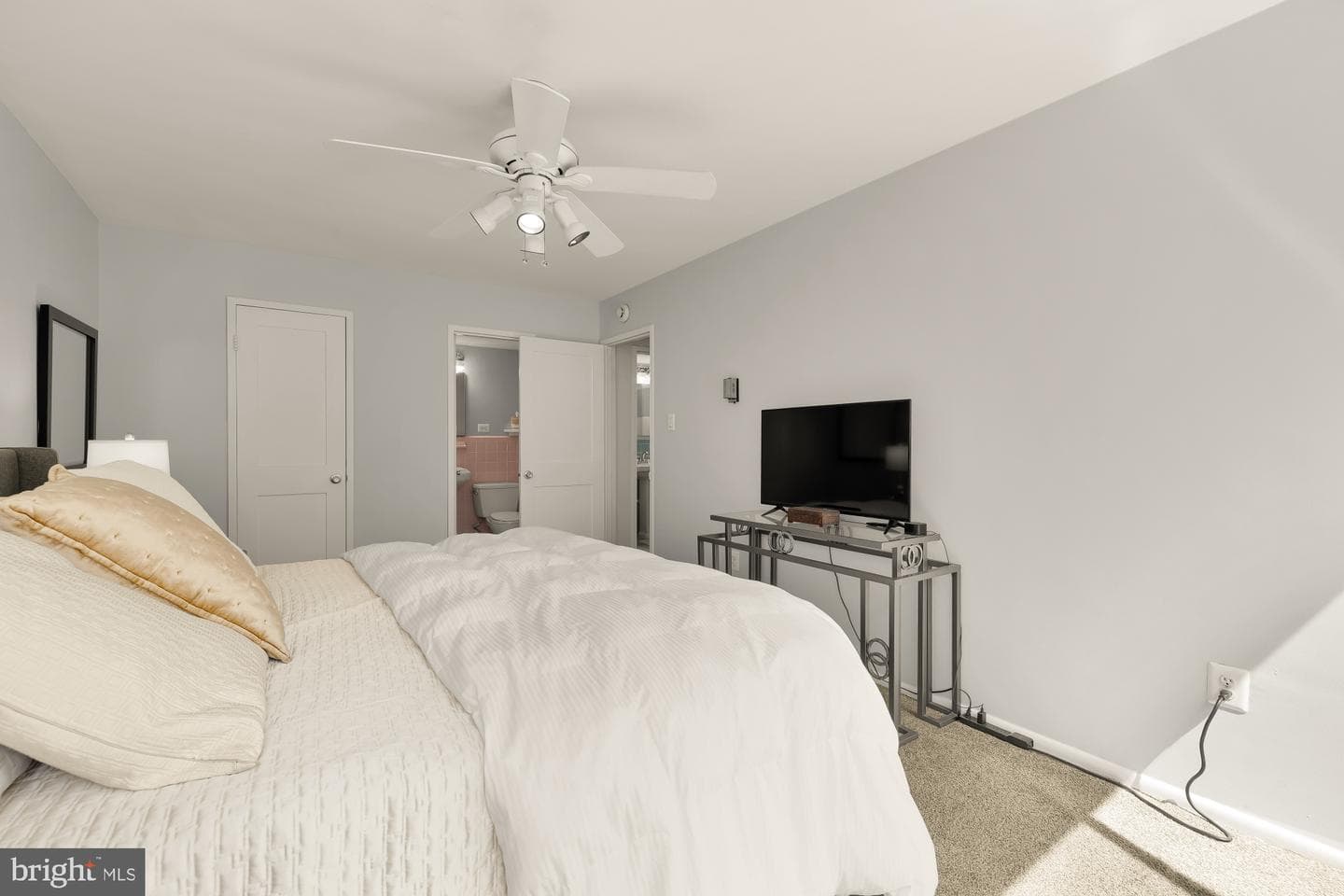 4390 Lorcom Lane #510 photo 18