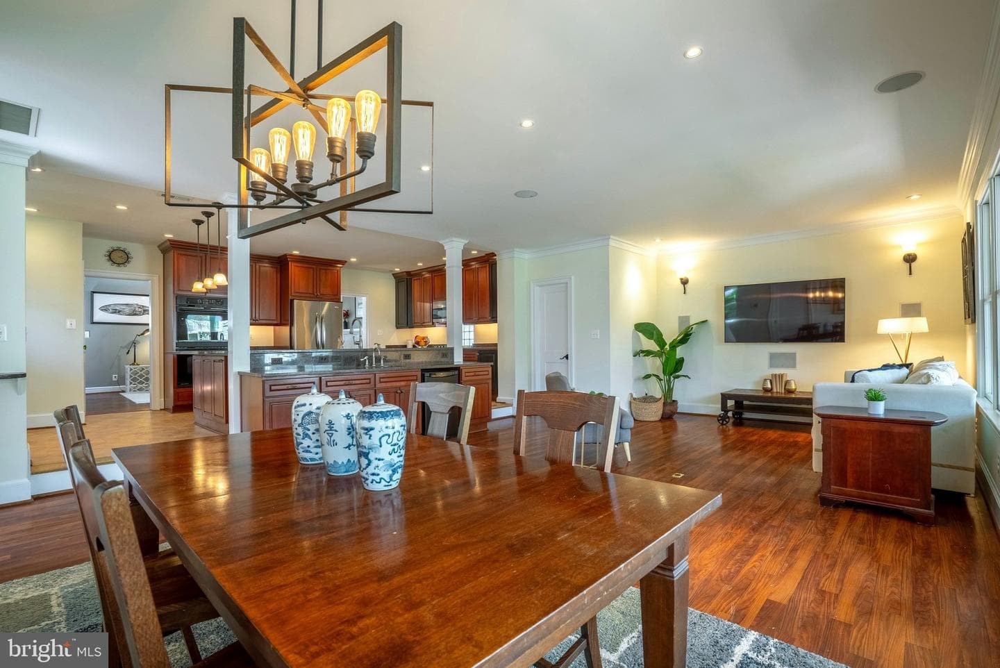 4648 24th Street N photo 6