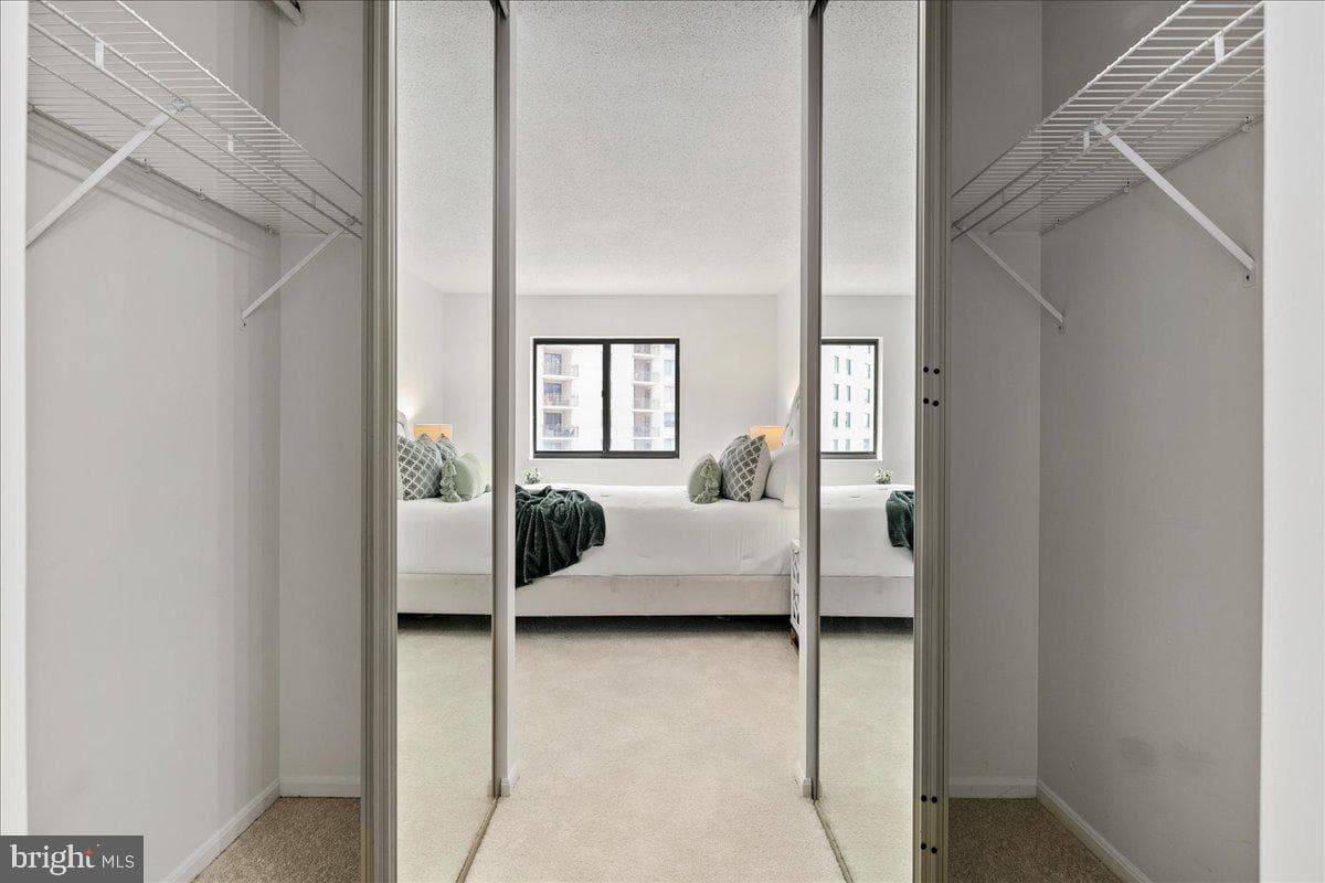 900 N Stafford Street #916 photo 21
