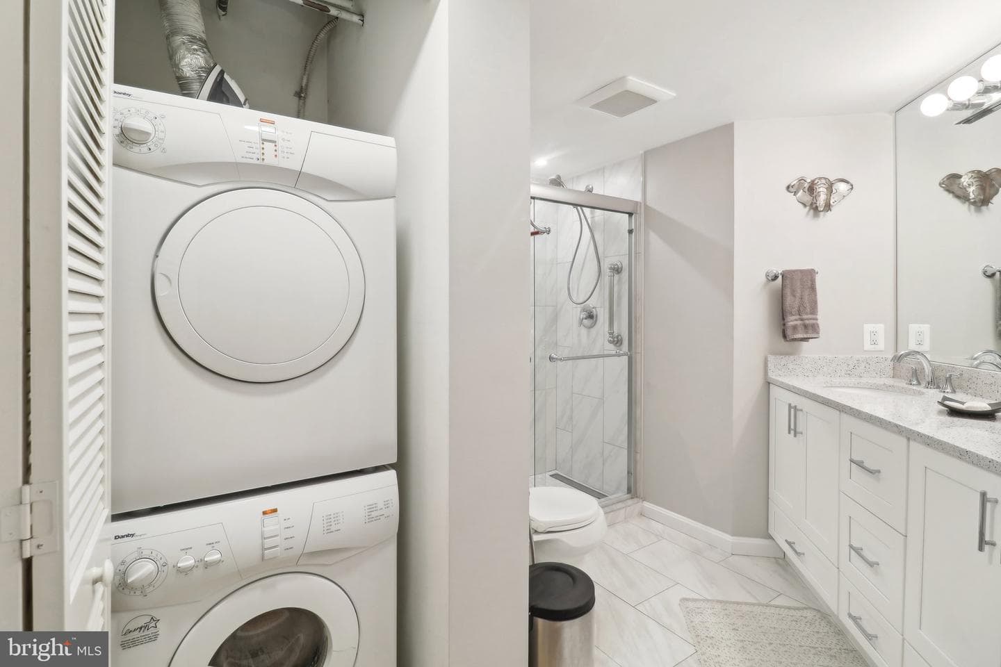 2400 Clarendon Boulevard #113 photo 16