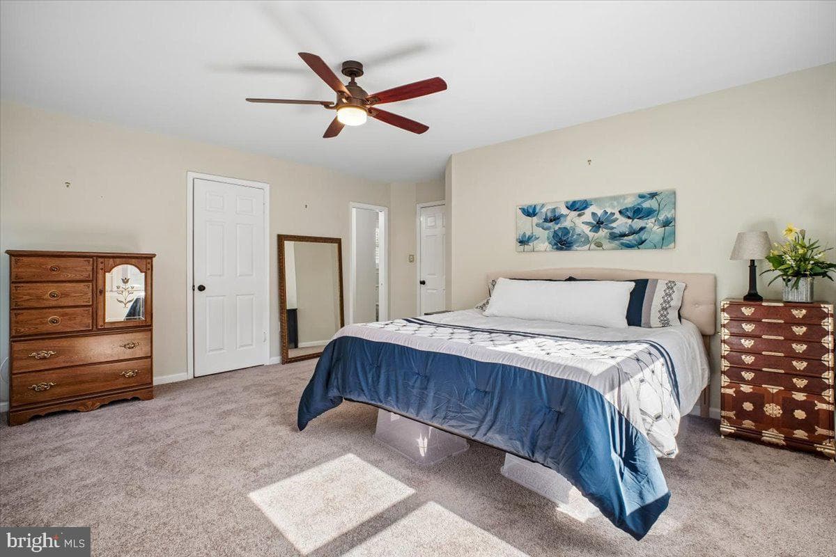 5725 6th Street N photo 18