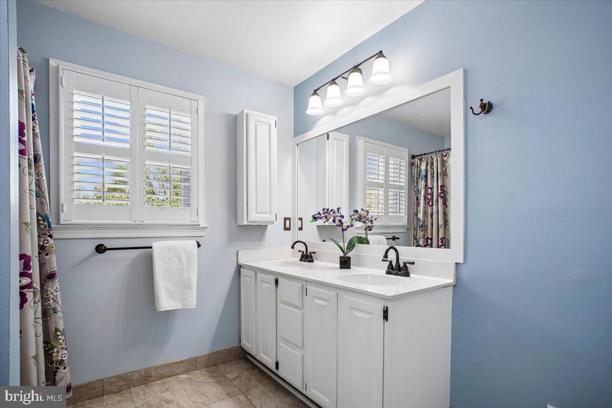 5725 6th Street N photo 23