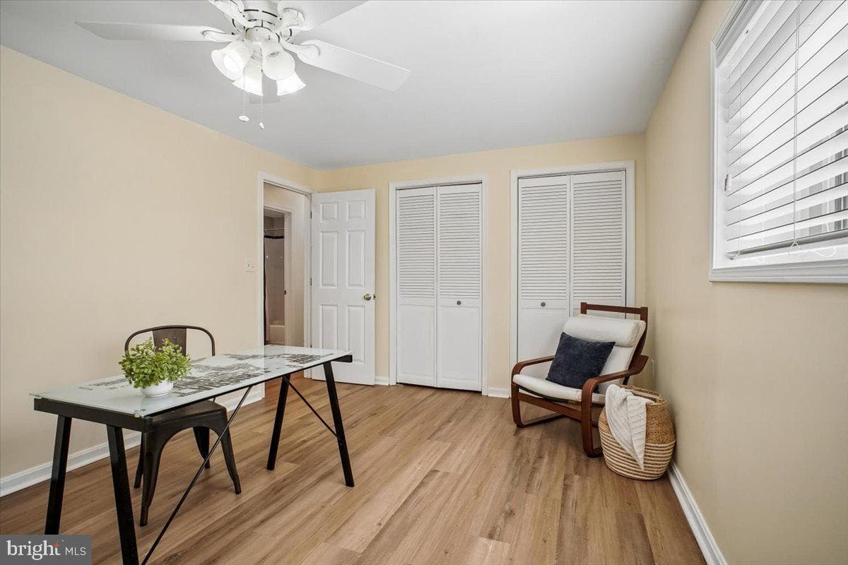5725 6th Street N photo 29