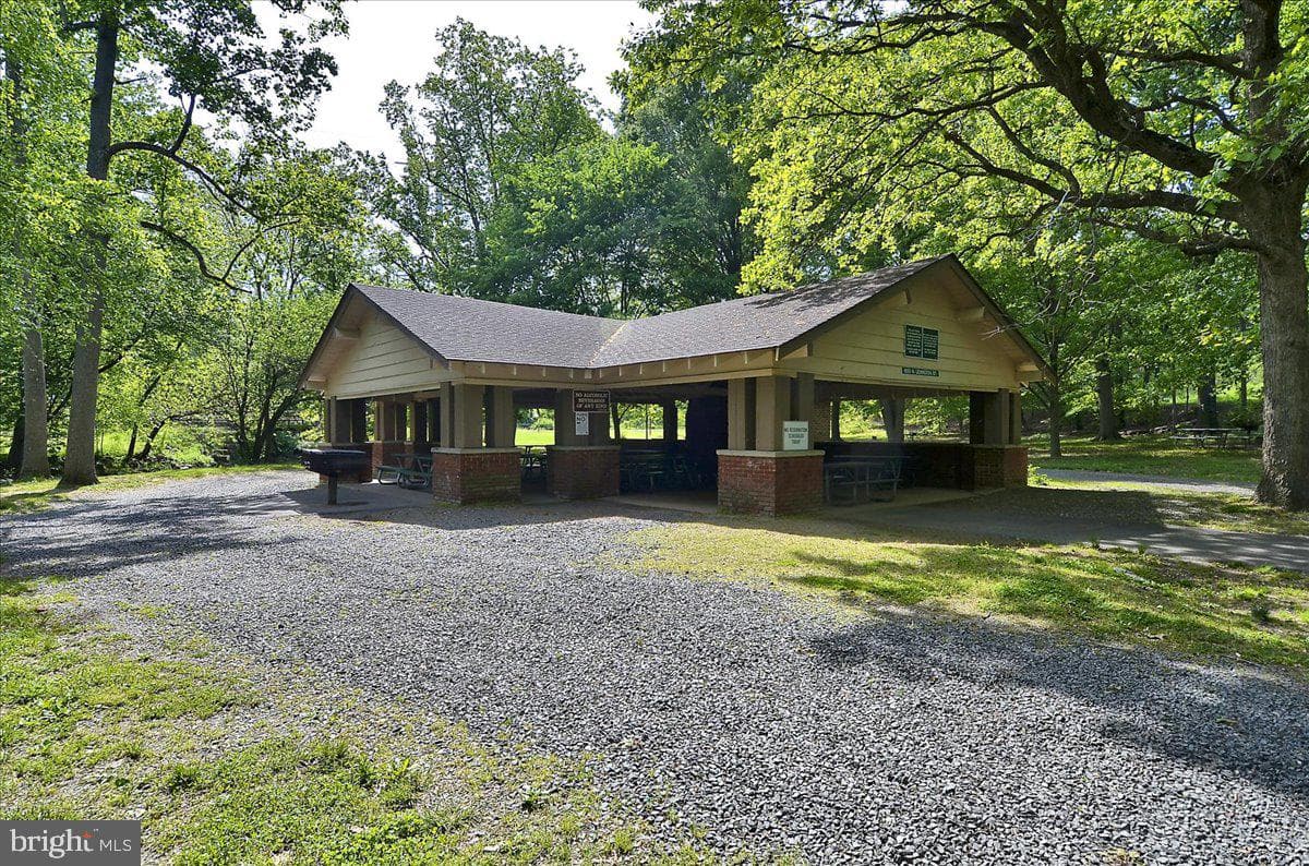 5725 6th Street N photo 42