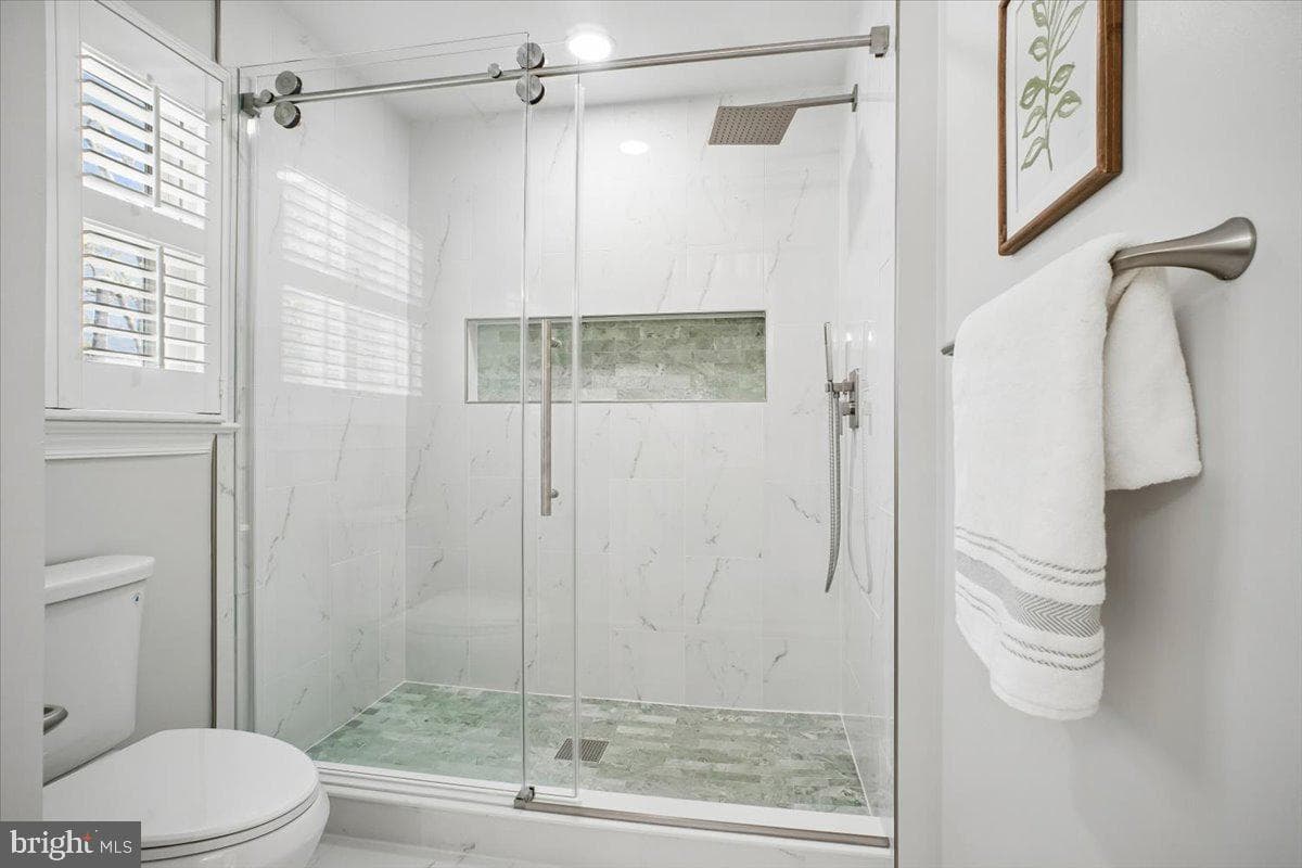 5725 6th Street N photo 5