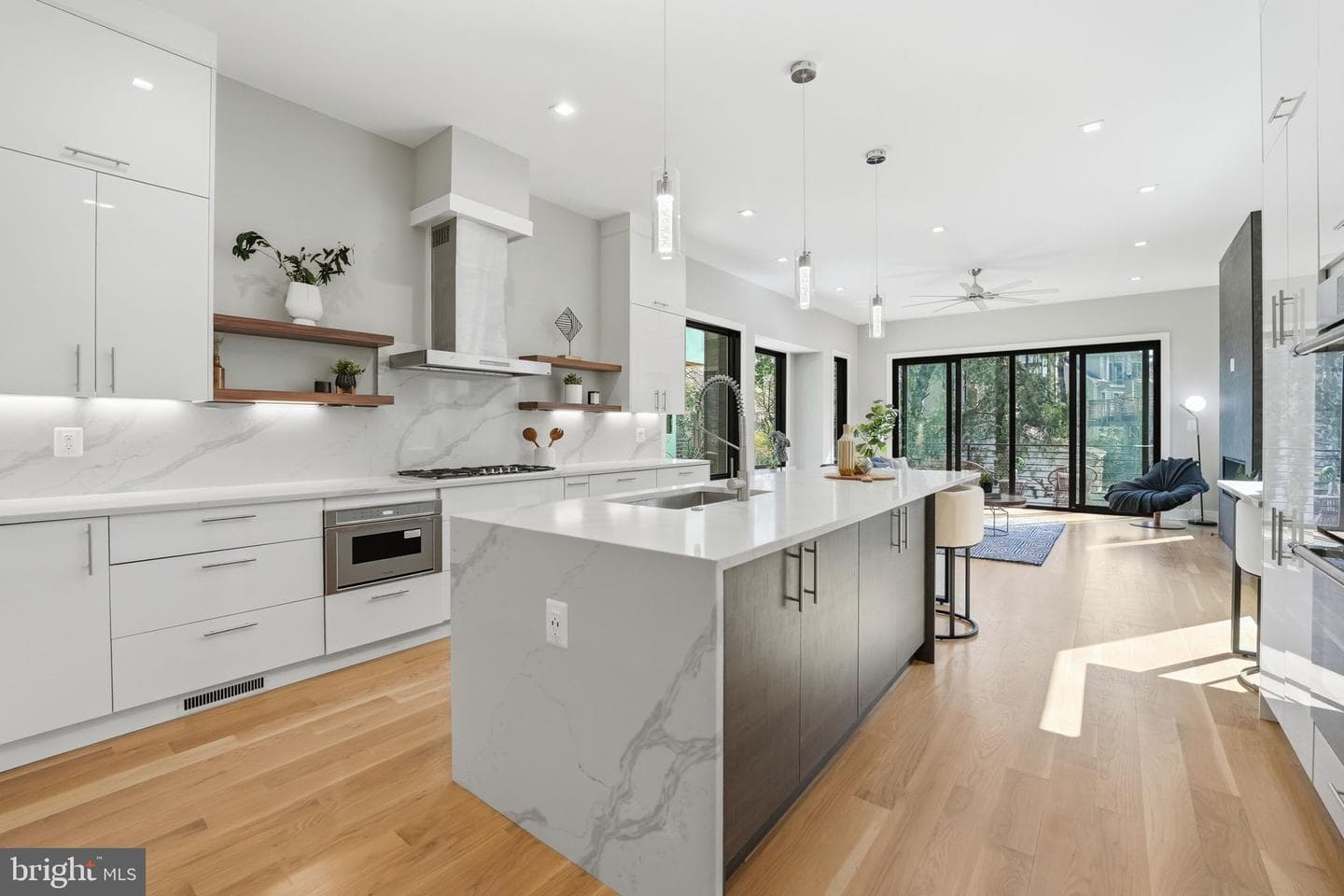 2211 Military Road photo 16