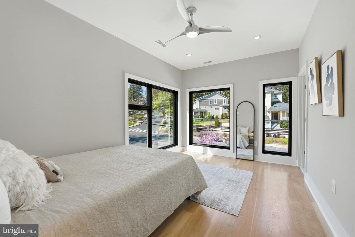 2211 Military Road photo 30