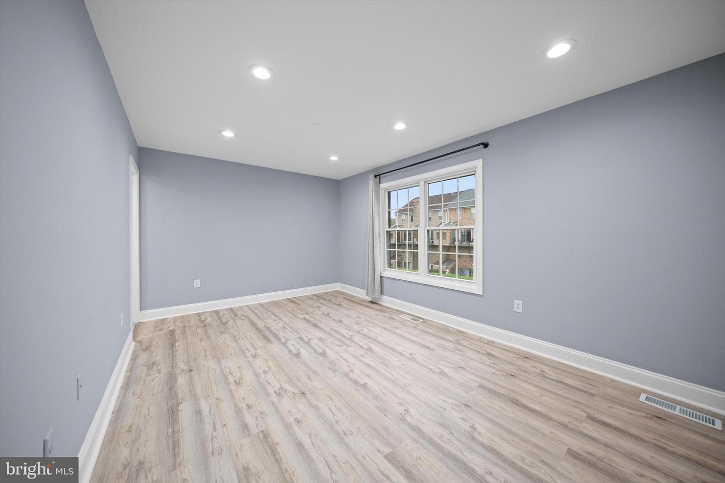 967 S Rolfe Street S #2 photo 13
