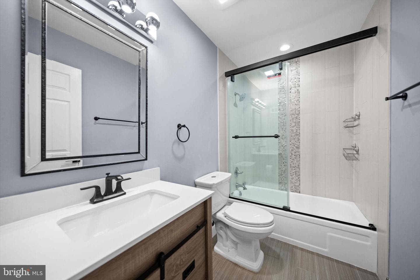 967 S Rolfe Street S #2 photo 15