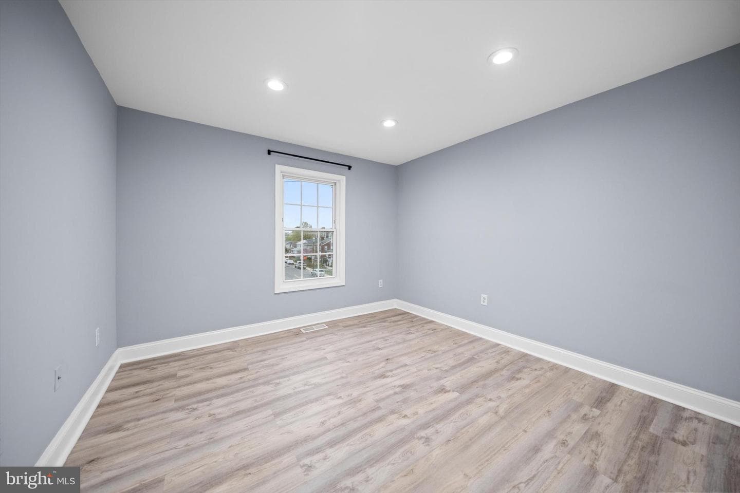 967 S Rolfe Street S #2 photo 17