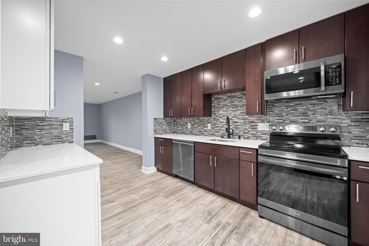 967 S Rolfe Street S #2 photo 9