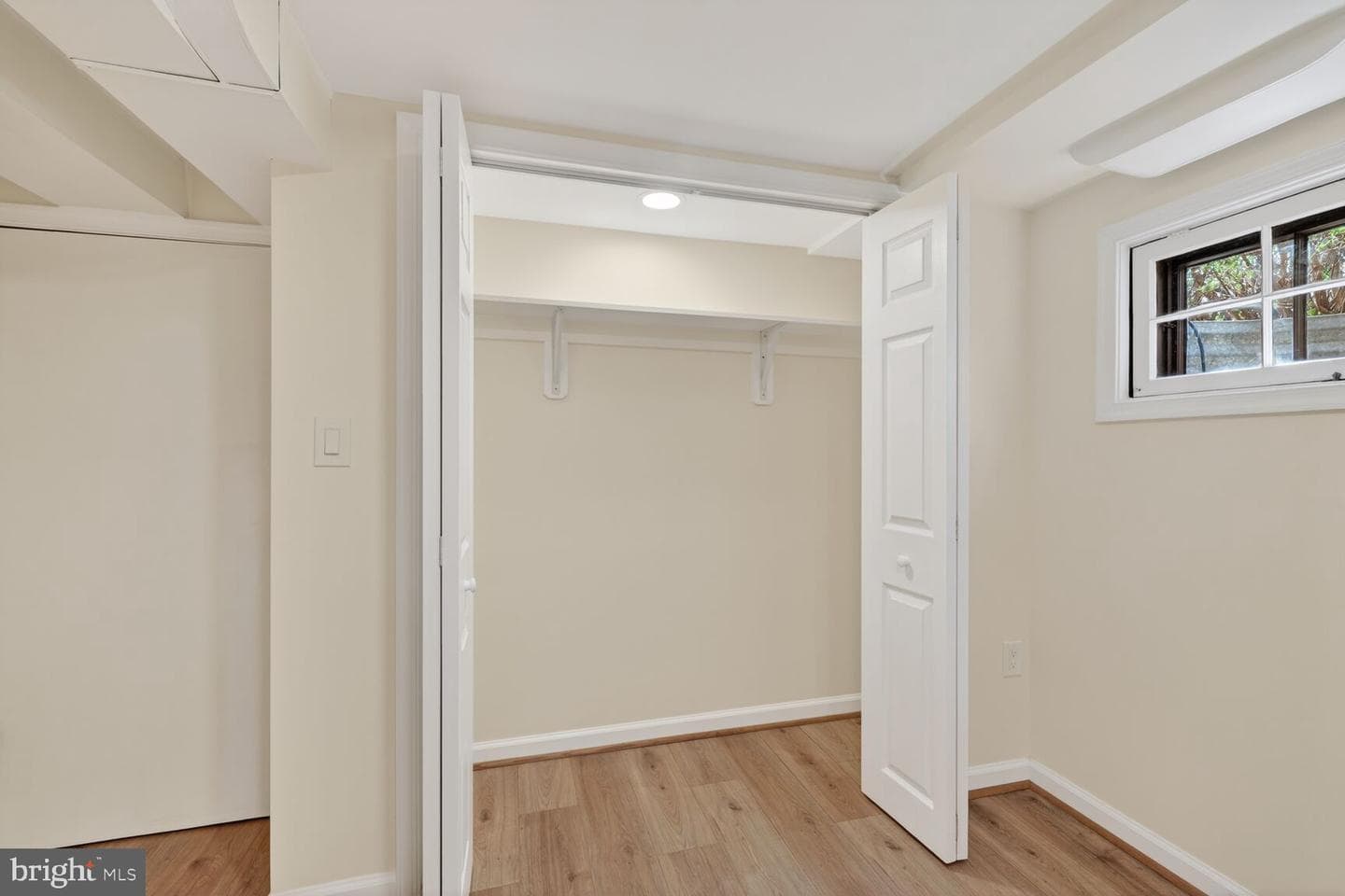 2633 N Florida Street photo 29